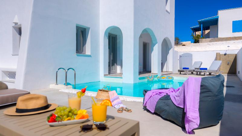 White Harmony Suites - Oda
