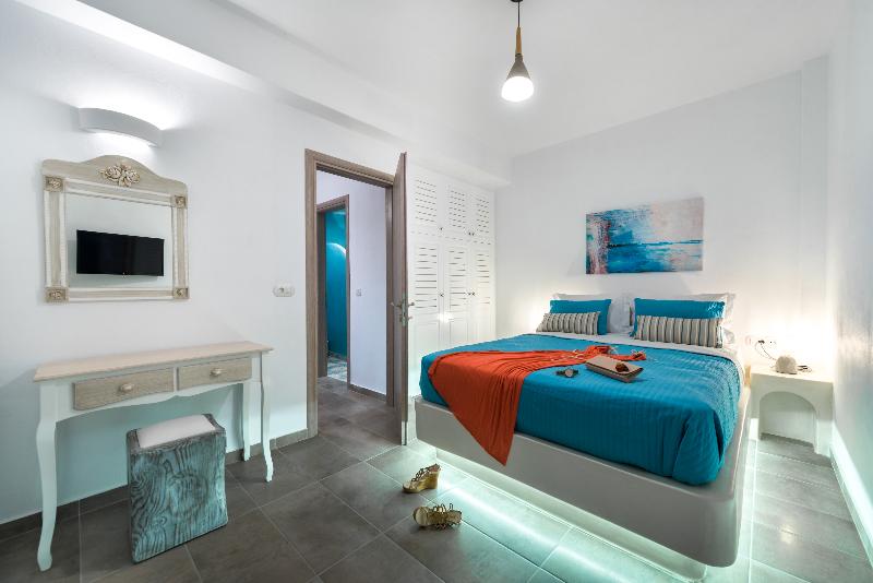 White Harmony Suites - Oda