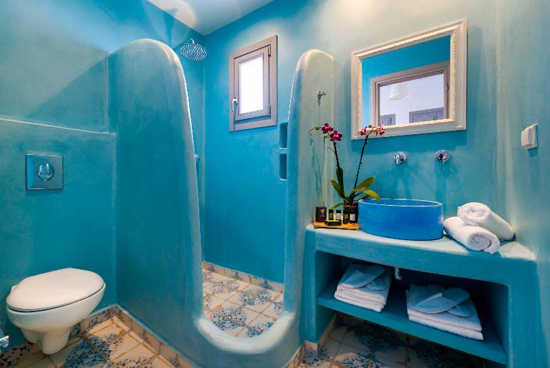 White Harmony Suites - Oda