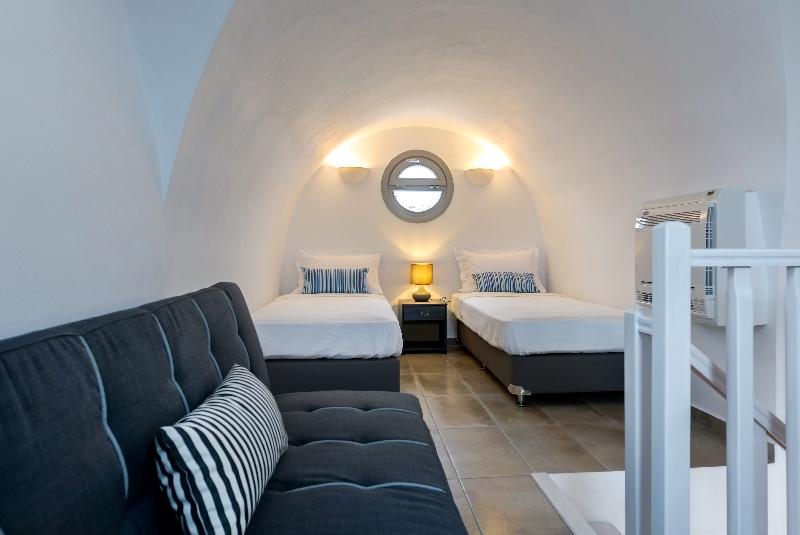 White Harmony Suites - Oda