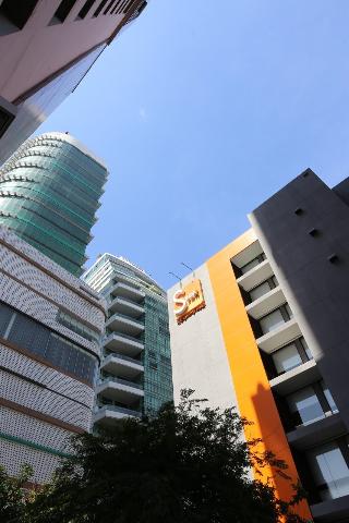 S Box Sukhumvit Hotel otel fotoğrafı