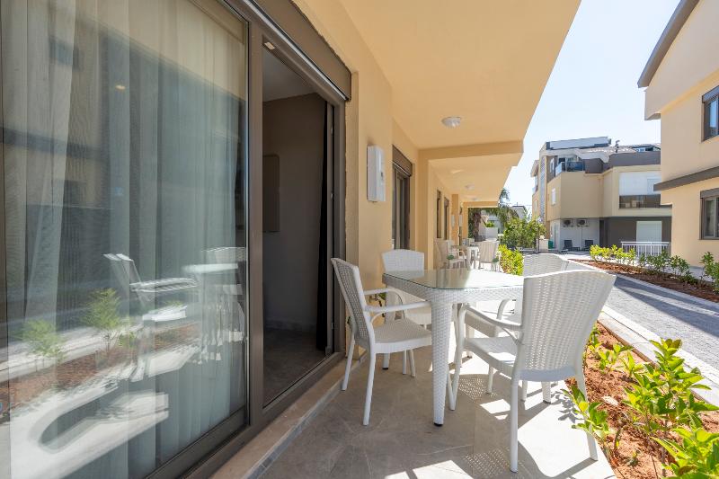 Lara Beach Homes - Oda