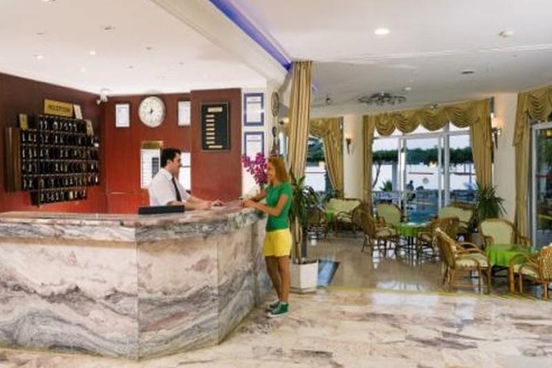 Orion Beach Hotel - Lobi