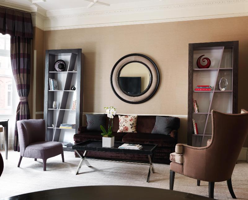 The Athenaeum Hotel & Residences - Oda
