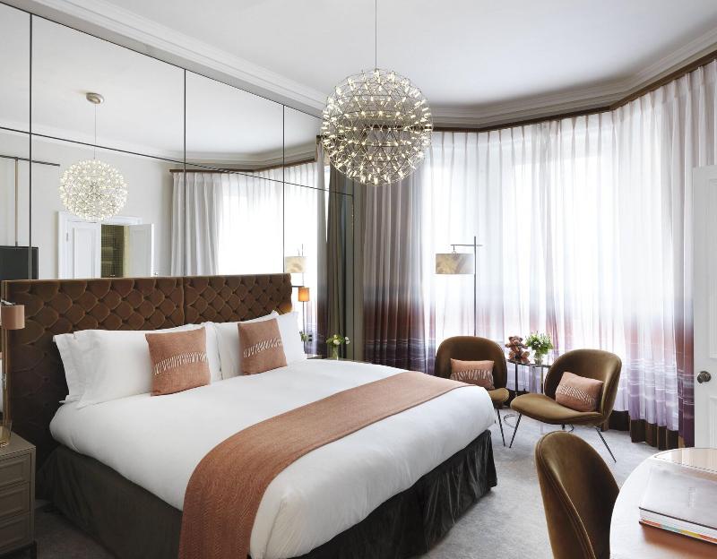 The Athenaeum Hotel & Residences - Oda