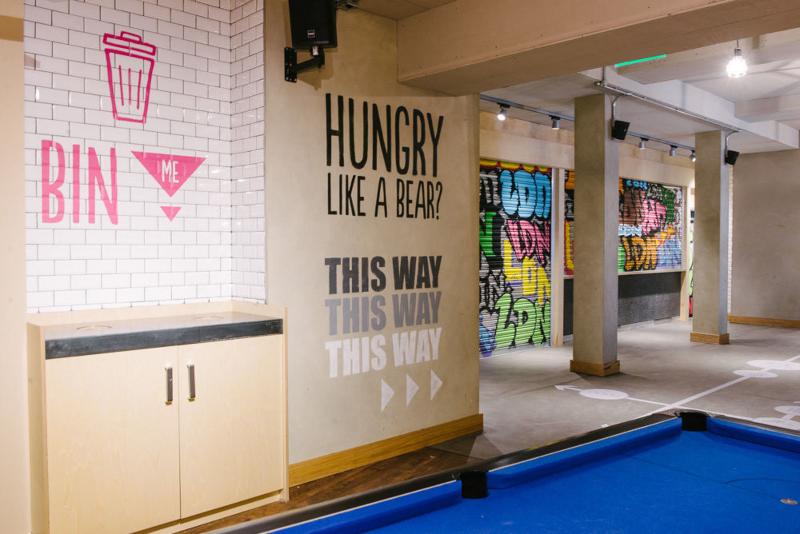 Generator London - Genel