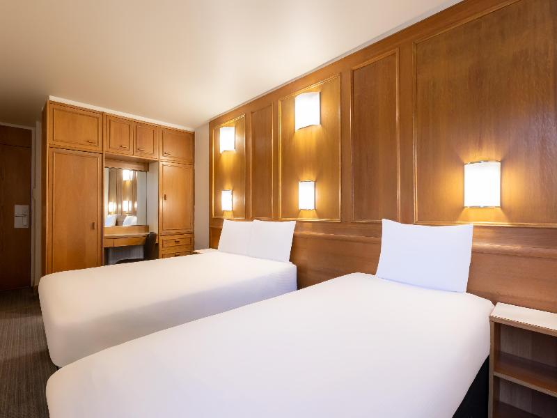 STG Hotel Oxford Street - formerly St Giles London - Oda