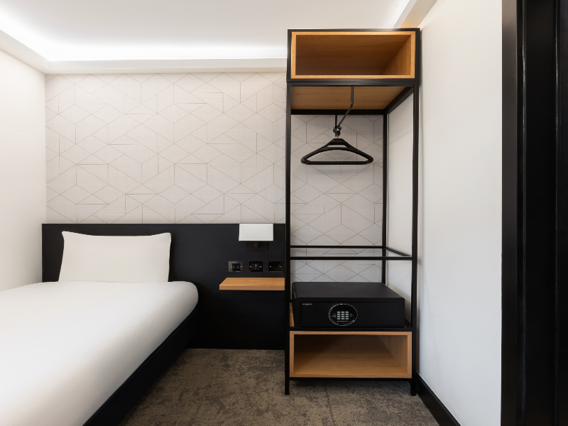 STG Hotel Oxford Street - formerly St Giles London - Oda