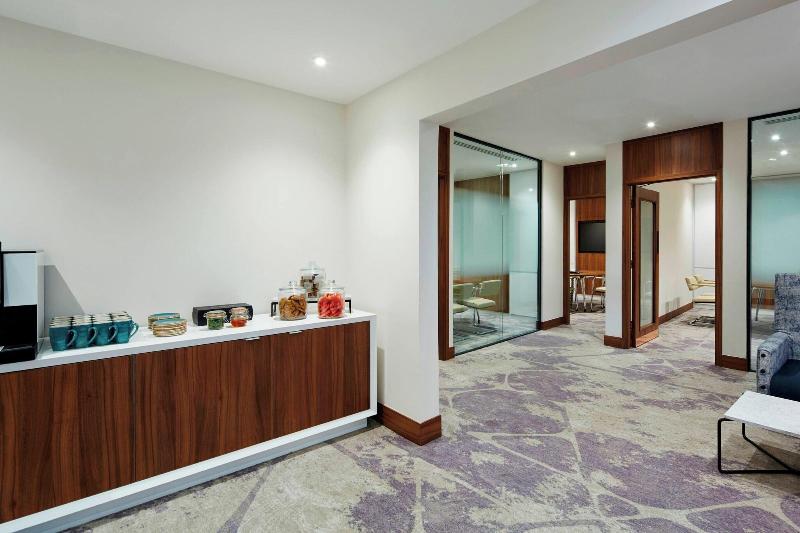 Marriott Hotel Heathrow - Lobi