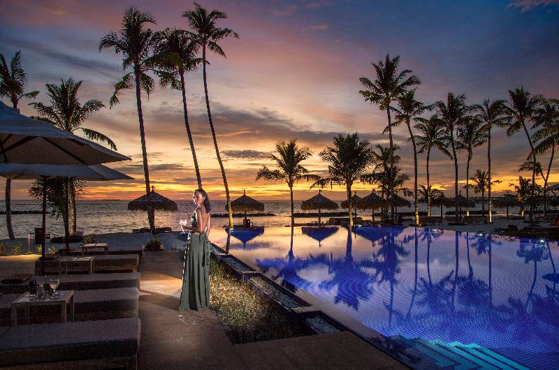 Emerald Maldives Resort & Spa - Havuz