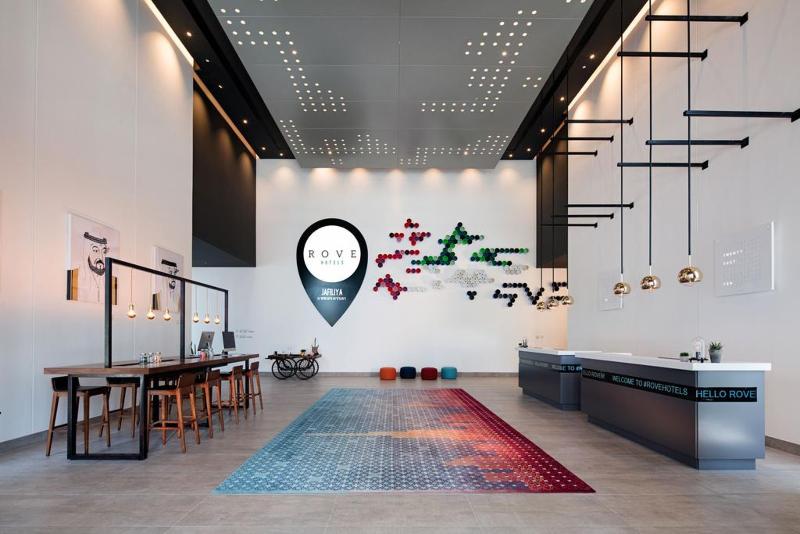 Rove Dubai Marina - Lobi