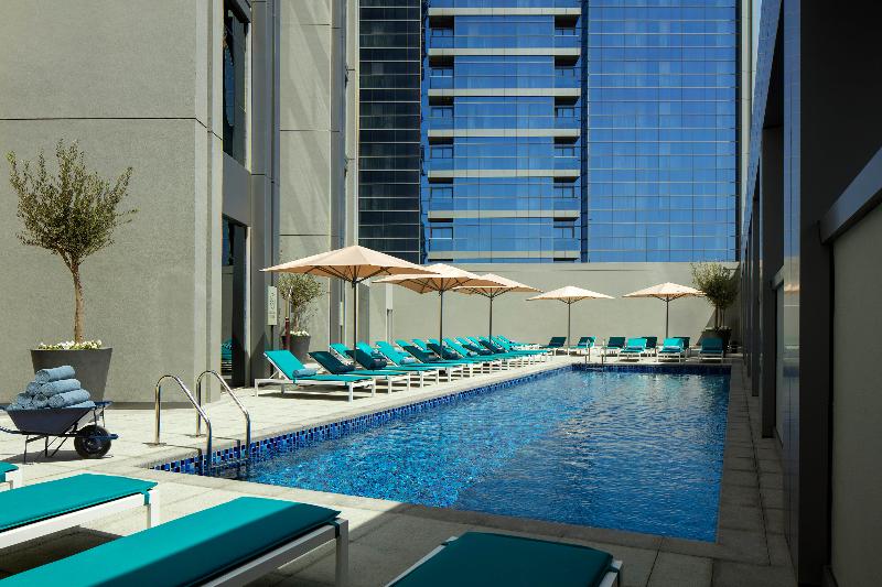 Rove Dubai Marina - Havuz