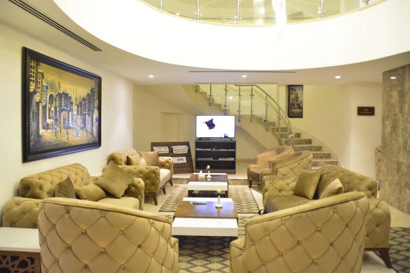 Rawa Hotel Suites - Lobi