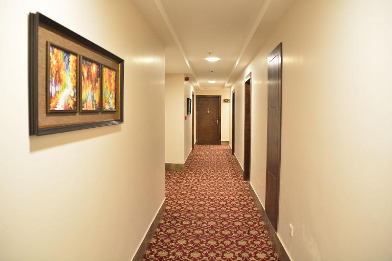 Rawa Hotel Suites - Lobi