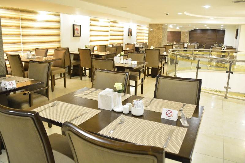Rawa Hotel Suites - Restoran