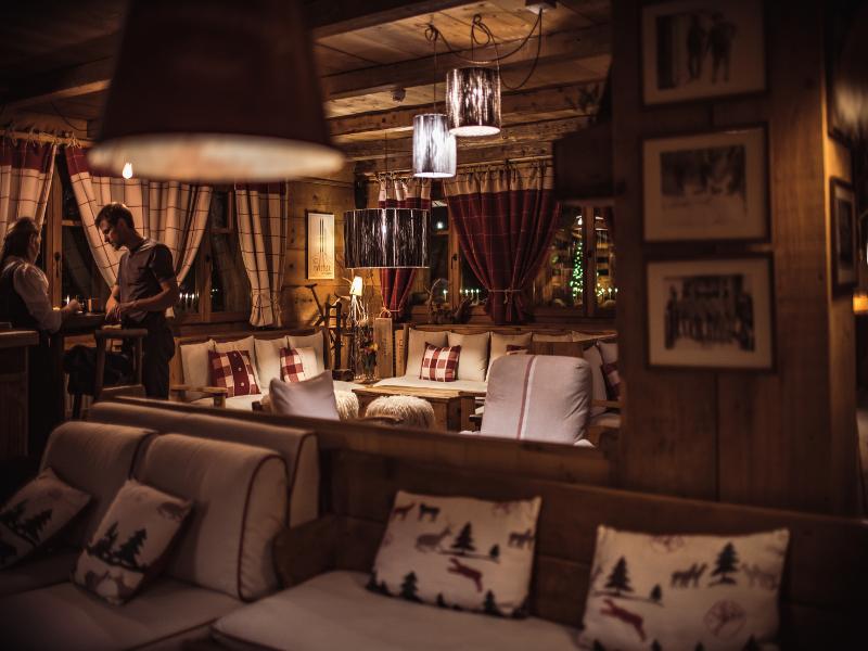 Hotel Chalet Svizzero - Lobi