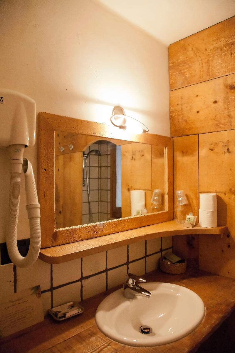 Hotel Chalet Svizzero - Oda