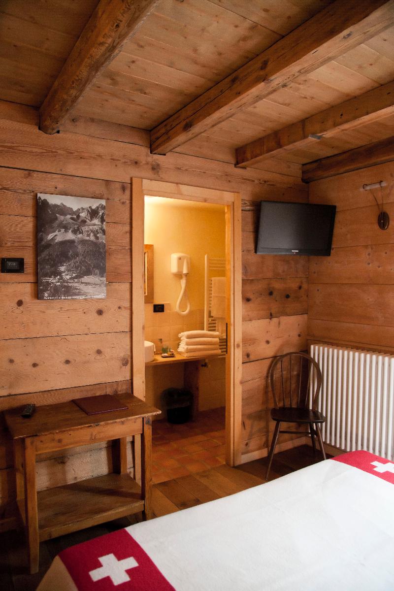 Hotel Chalet Svizzero - Oda