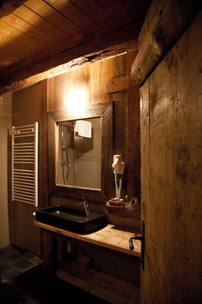 Hotel Chalet Svizzero - Oda