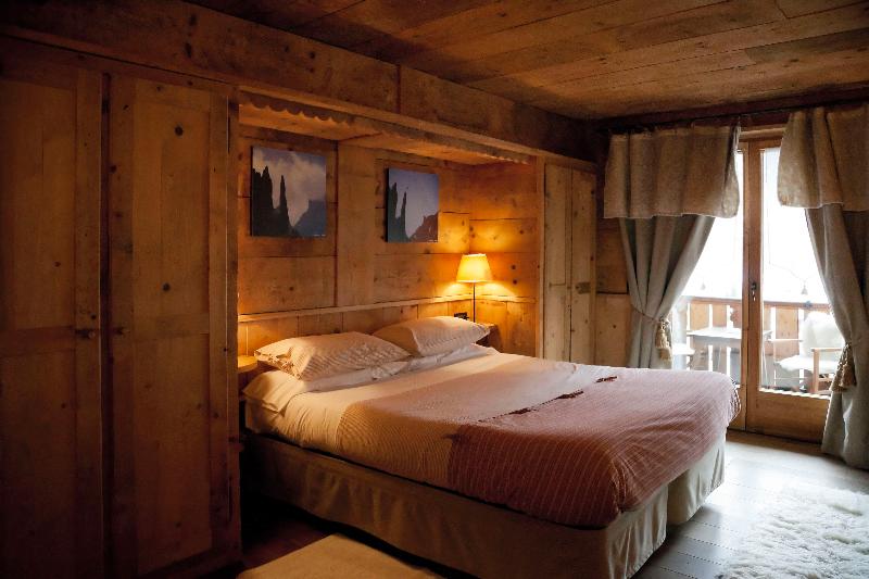 Hotel Chalet Svizzero - Oda