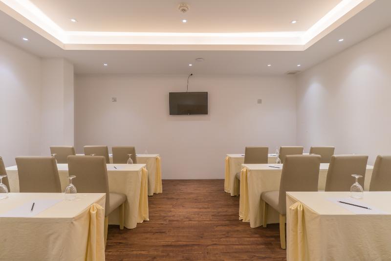 New Square Patong Hotel - Toplantı