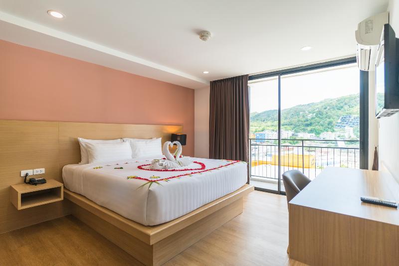 New Square Patong Hotel - Oda