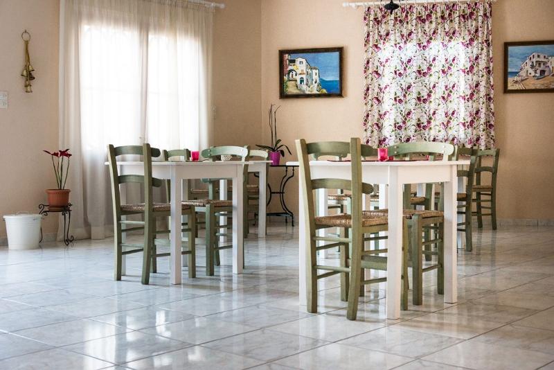 Hotel Aegina - Lobi