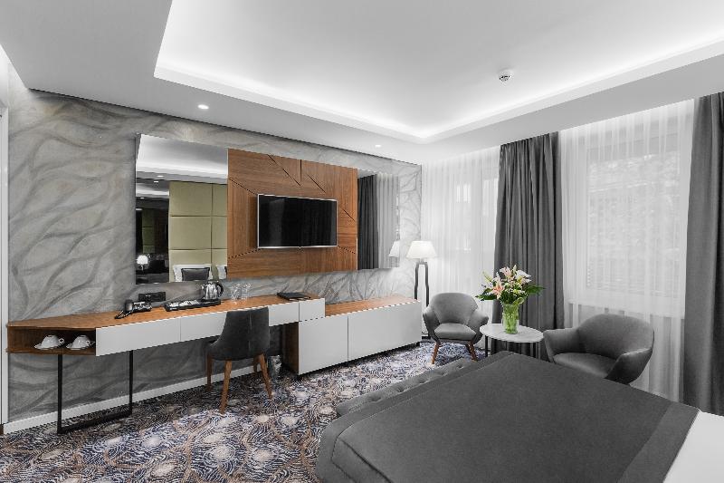 Sky hotel - Genel
