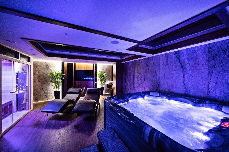 Sky hotel - Genel