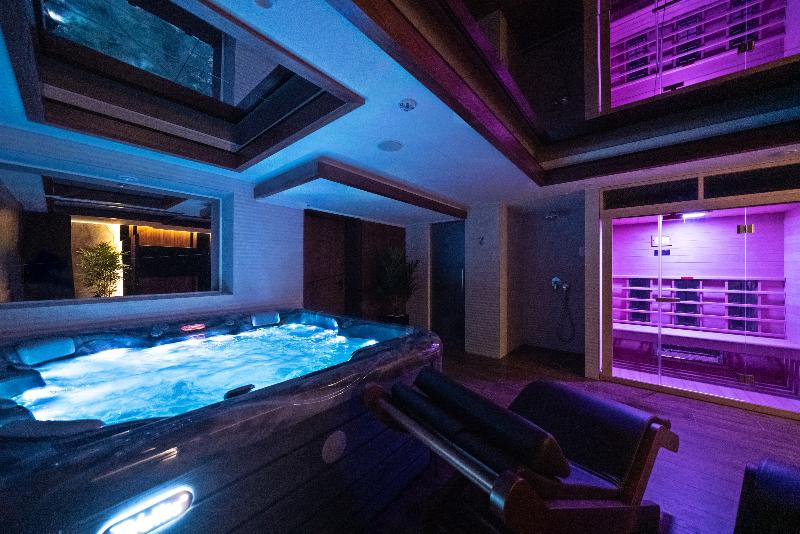 Sky hotel - Genel
