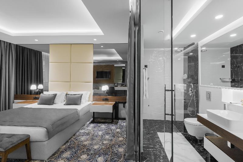 Sky hotel - Genel