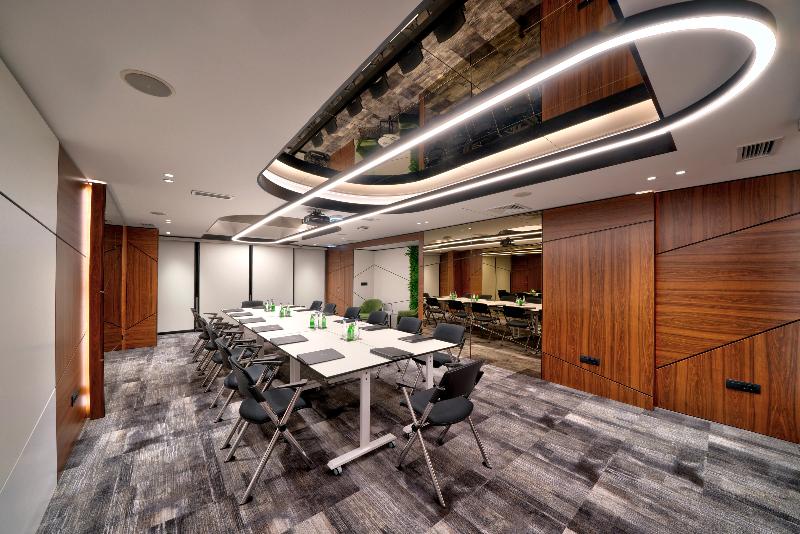 Sky hotel - Genel