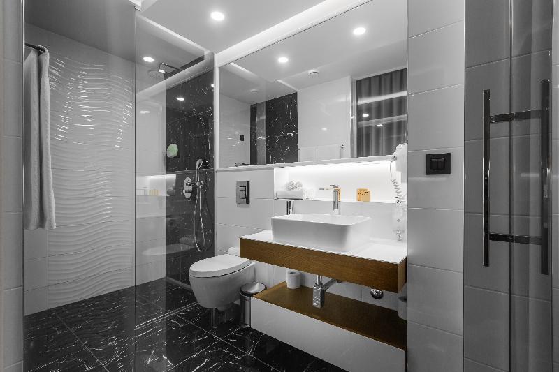 Sky hotel - Oda