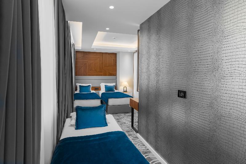 Sky hotel - Oda