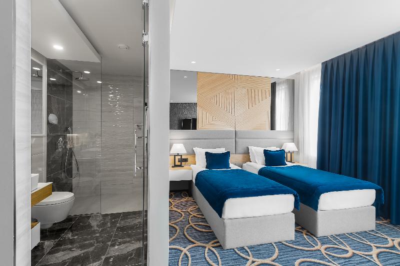 Sky hotel - Oda