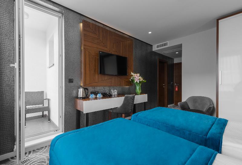 Sky hotel - Oda