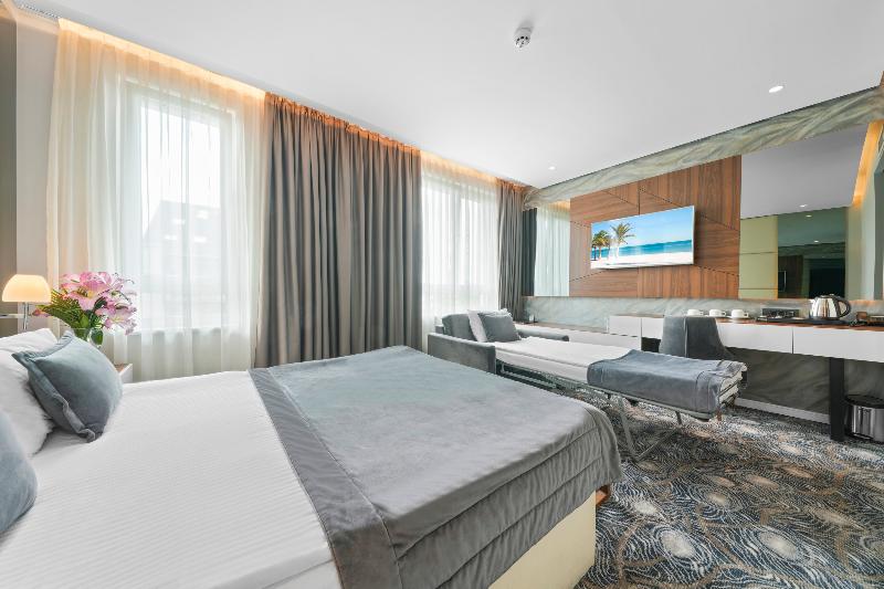 Sky hotel - Oda