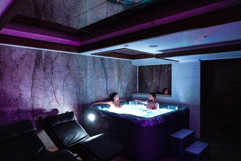 Sky hotel - Havuz