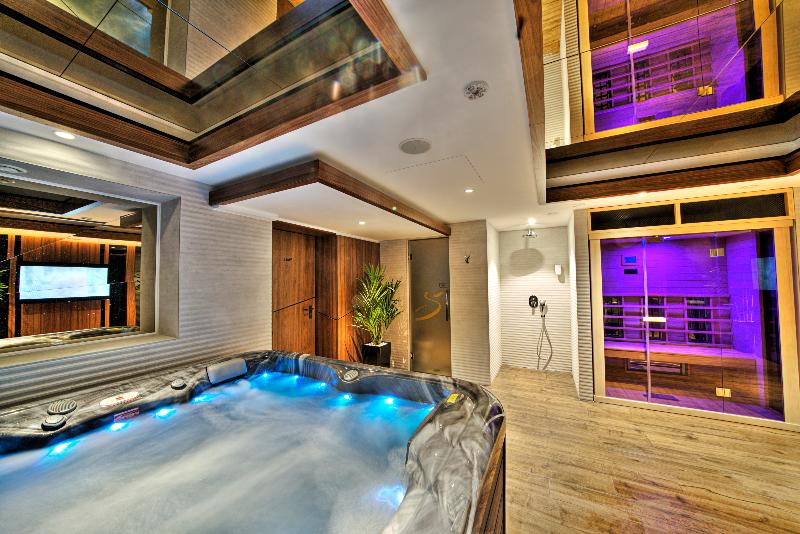 Sky hotel - Havuz