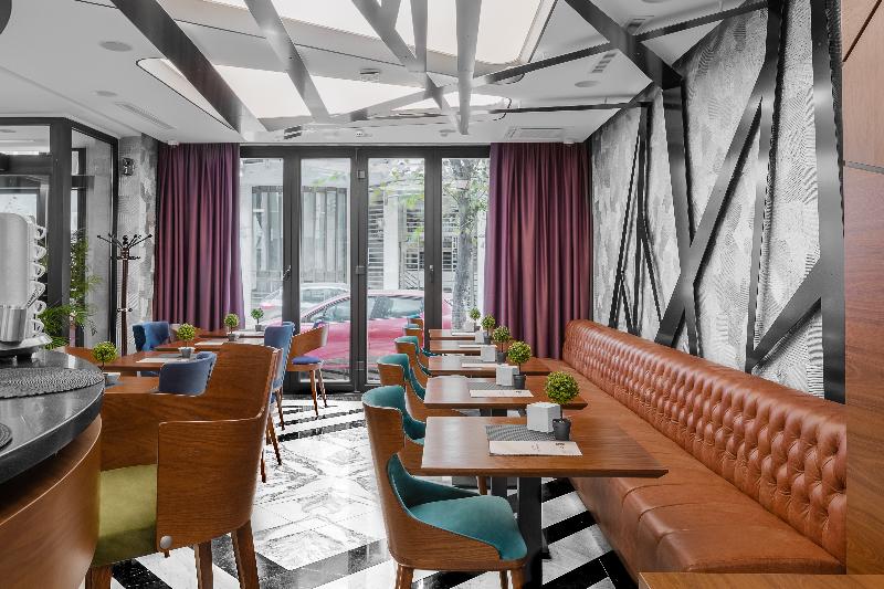 Sky hotel - Restoran