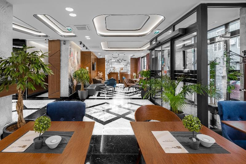Sky hotel - Restoran