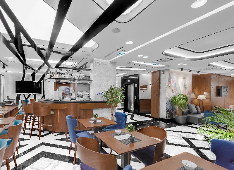Sky hotel - Restoran