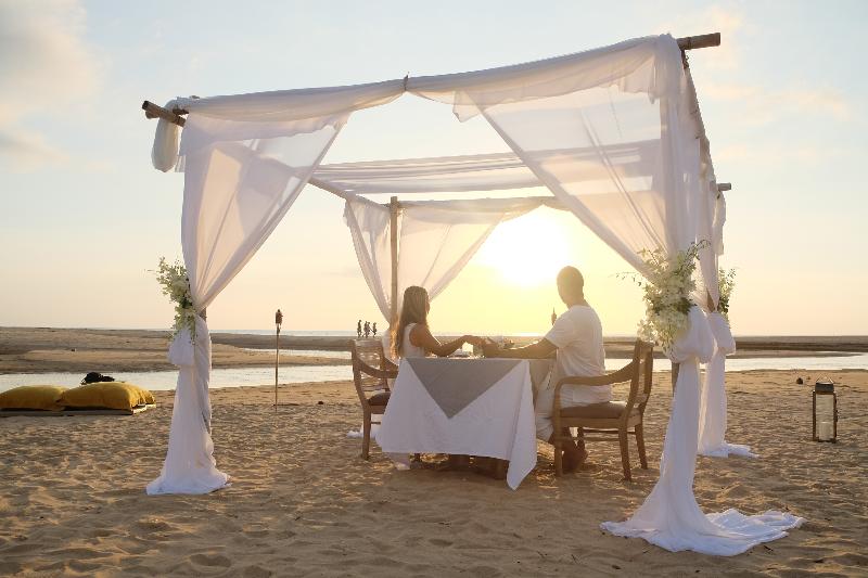 Devasom Khao Lak Beach Resort & Villas - Restoran