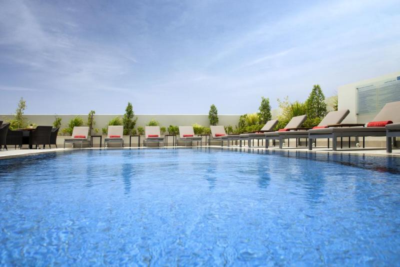 Centro Salama Jeddah by Rotana - Havuz