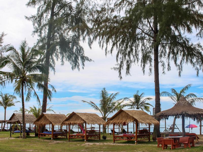 ThaiLife Wellness and Meditation Resort - Plaj