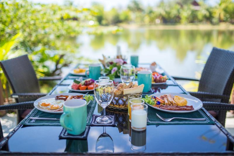ThaiLife Wellness and Meditation Resort - Restoran