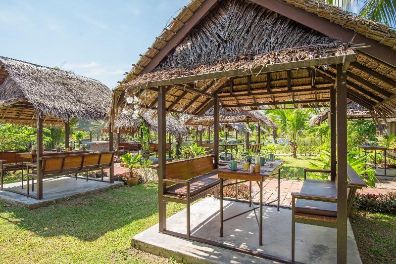 ThaiLife Wellness and Meditation Resort - Restoran