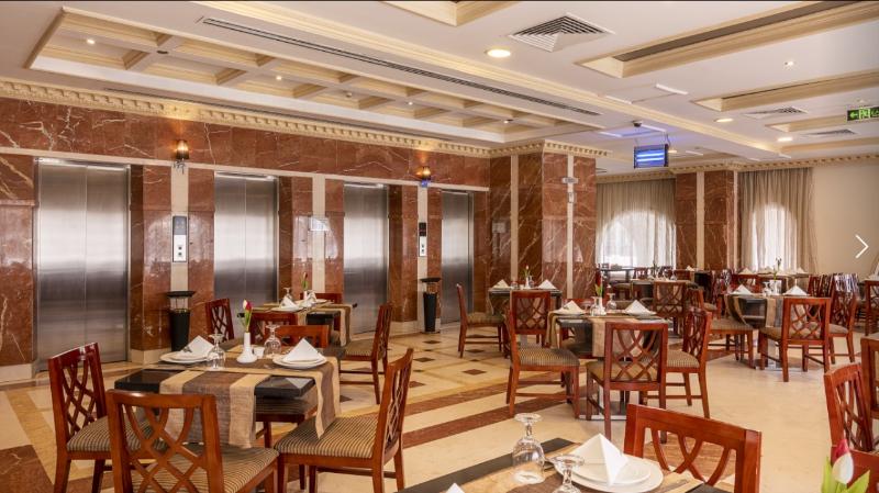 Durrat Al Eiman Hotel - Restoran