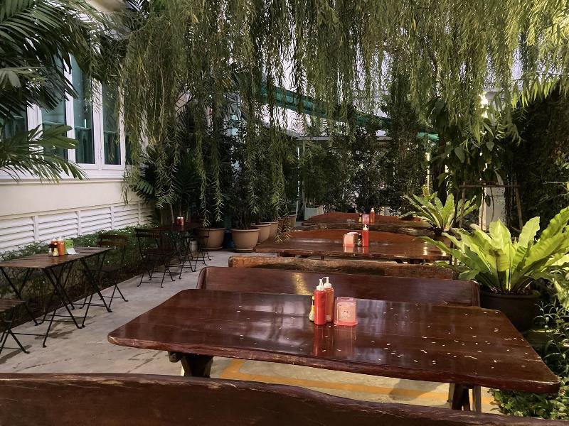 Siam Tharadol SHA Plus+ by ZUZU - Restoran