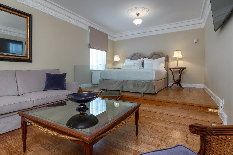 Noble Suites - Oda